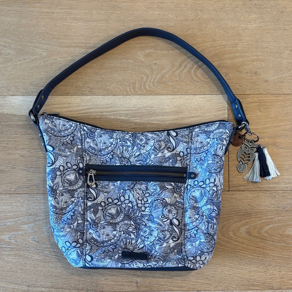 Sakroots Floral Patterned Blue and Gray Women's boho bag